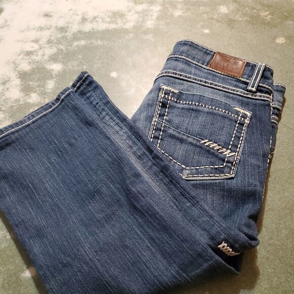 BKE Starlite Stretch Cropped Jean Sz 29 - Picture 2 of 5